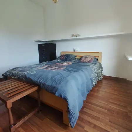 Victoria Apartment